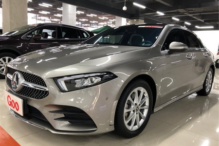 巴中二手奔驰A级 2019款 改款 A 180 L 运动轿车